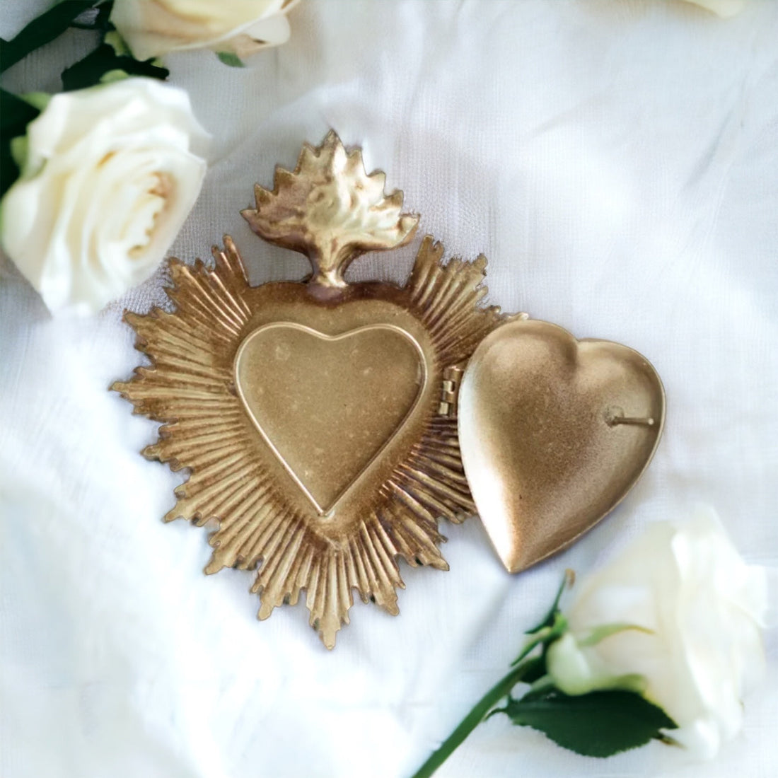 Sacred Heart, Catholic gifts, christian gifts, embellished, gold heart, gold locket, prayer box, gold ornament, heart of jesus, Lent gift, Easter gift